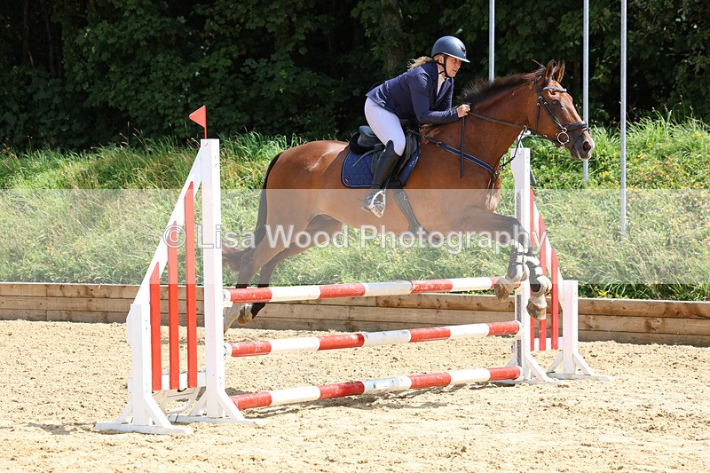 3E7A0435 - Class 9: Senior British Novice/90cm open