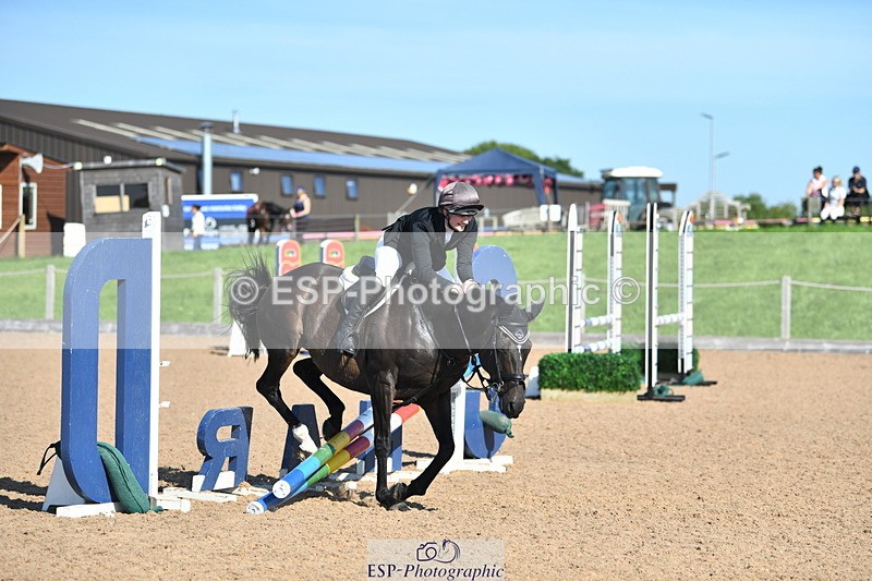 230903A-102112-03674 - Cls 12 95cm Amateur Quali