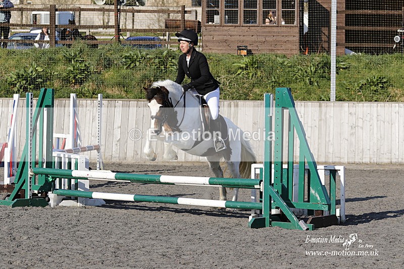 _EST0153 - Bourne Valley Riding Club Winter Showjumping 27/03/22