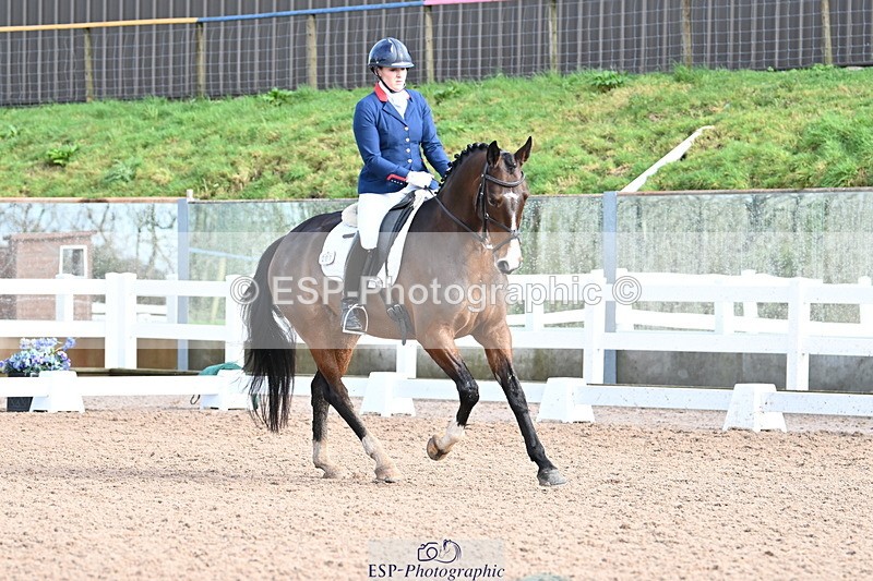 240218A-113016-06713 - 207-Charlotte.Dicker-Time.to.Fly.II