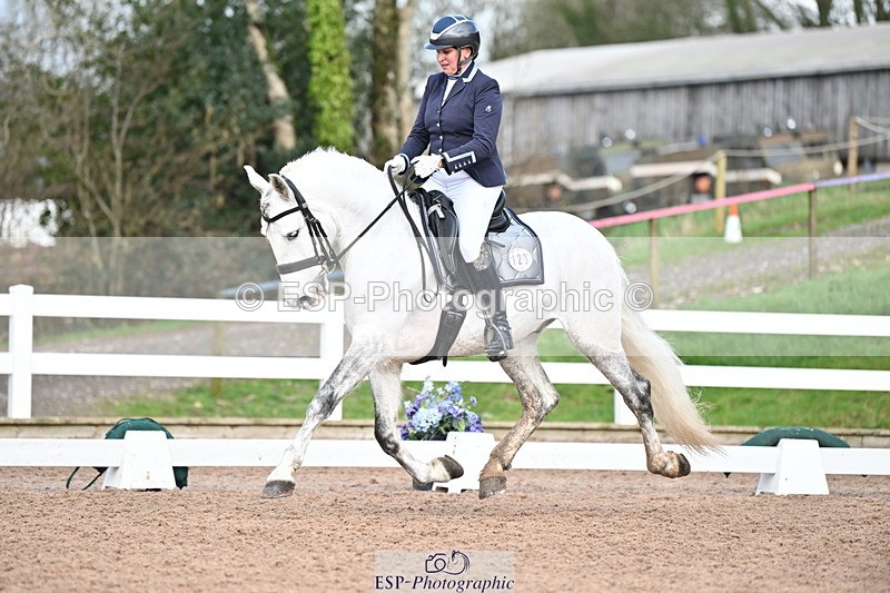 240218A-130723-07537 - 120-PAULA.LEE-Deseado.Santo