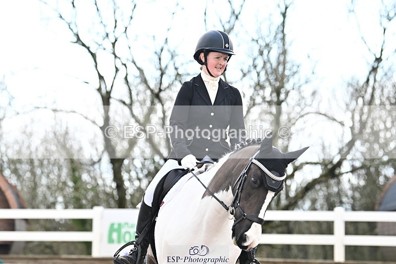 240218A-104655-05681 - 241-Looby.Marsden-Essentially.Small.Change