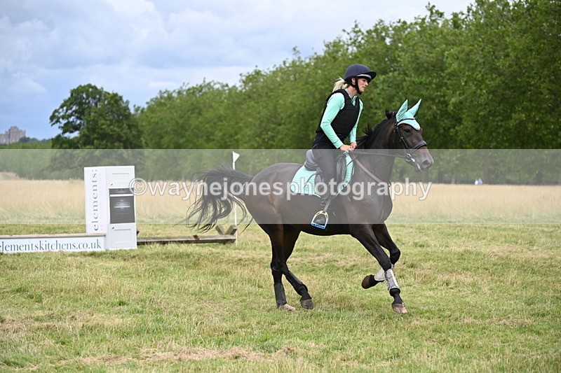 WJ6_4560 - Time at Jump 13:04 to 13:34