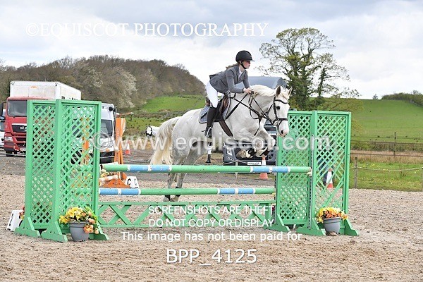 BPP_4125 - CLASS 6 FRI Senior Newcomers/ 1.10m Open