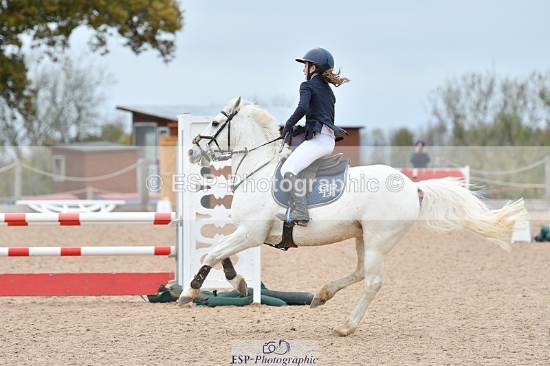 251026-141802-03278 - Cls 29-32 All 128cm 138cm Classes