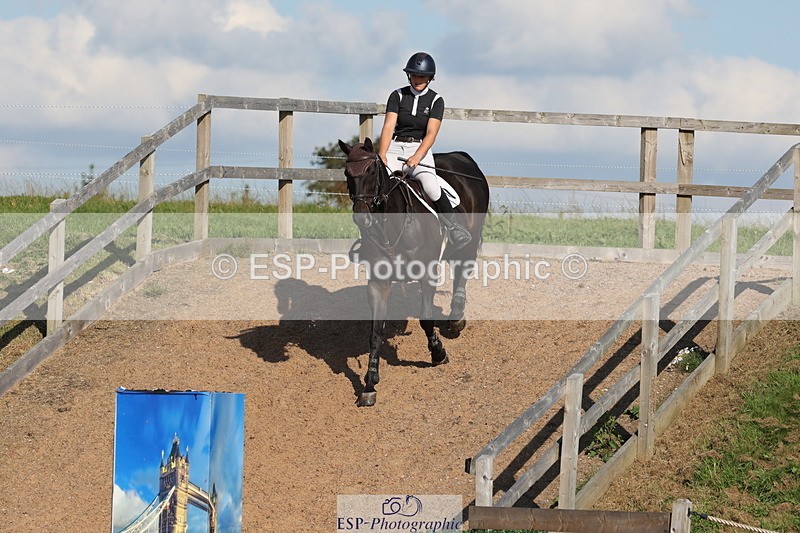 230915A-160430-03031 - Cls 6 Snr 1.05m Derby