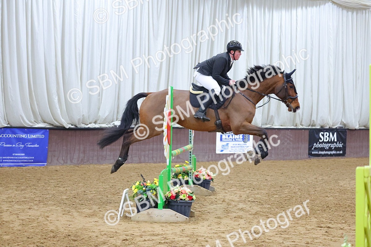 SBM_001555 - Class 14 - Nupafeed Supplements Senior Discovery/ 1m Open - First Round (1.00m)