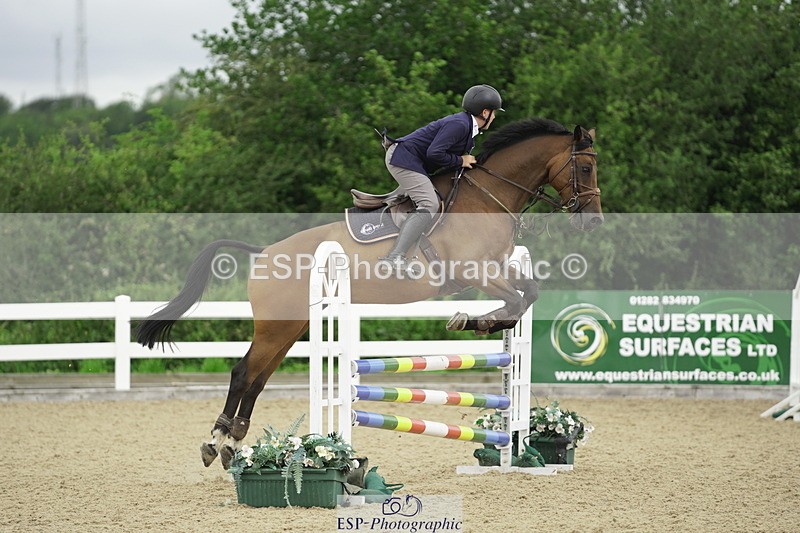 230728A-123700-01883 - Cls 9 85cm Amateur Quali