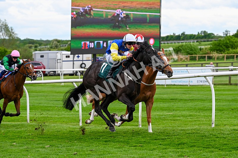210526-Race 5-Lope Y Linda-4713 - Race 5 16.15pm Free Digital Racecard At raceday-ready.com Handicap