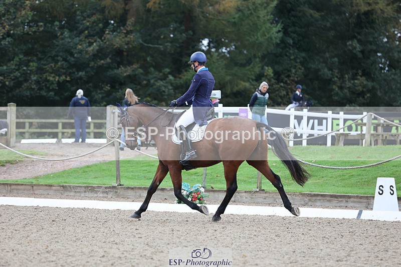 241024-093249-01099 - 127-Alexander.Bragg-STARSTRUCK.III