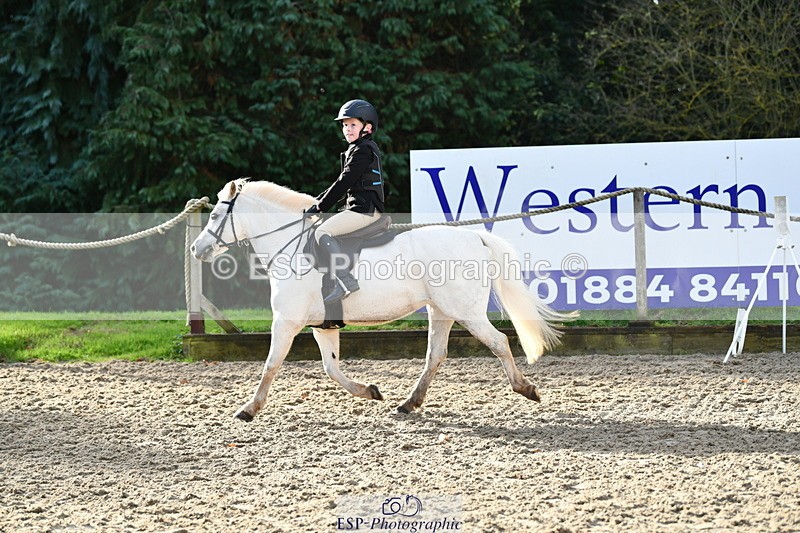 251004A-094848-00255 - Classes 1-2-3 40cm