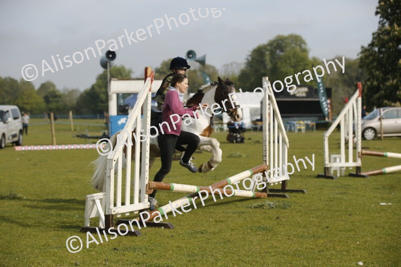 20260426-1005 - Class 1 - Mini Jumping - Lead rein or Assisted