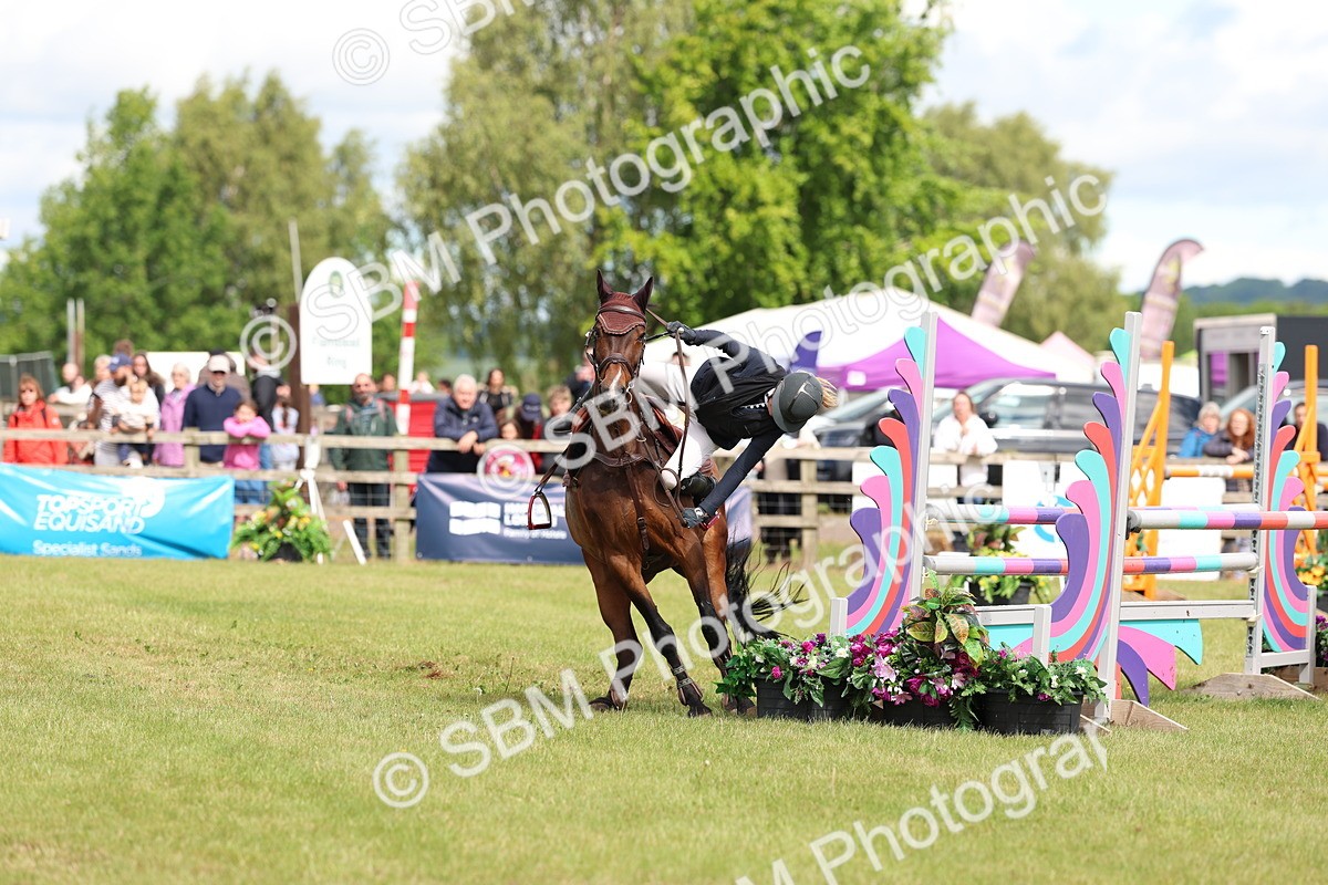 SBM_13394 - Class 206 - Senior Newcomers - 1.10m Open