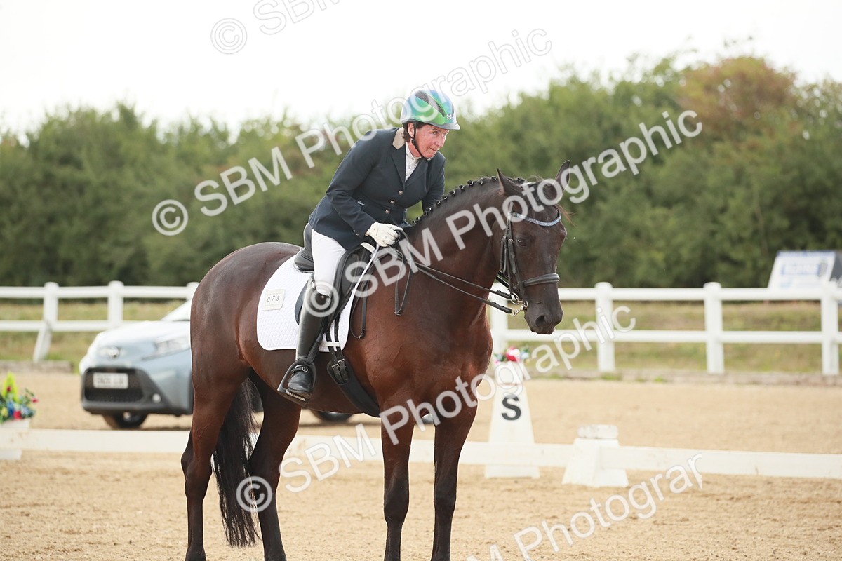 SBM_005294 - Class 4 - Medium 6 - 14.40-15.28