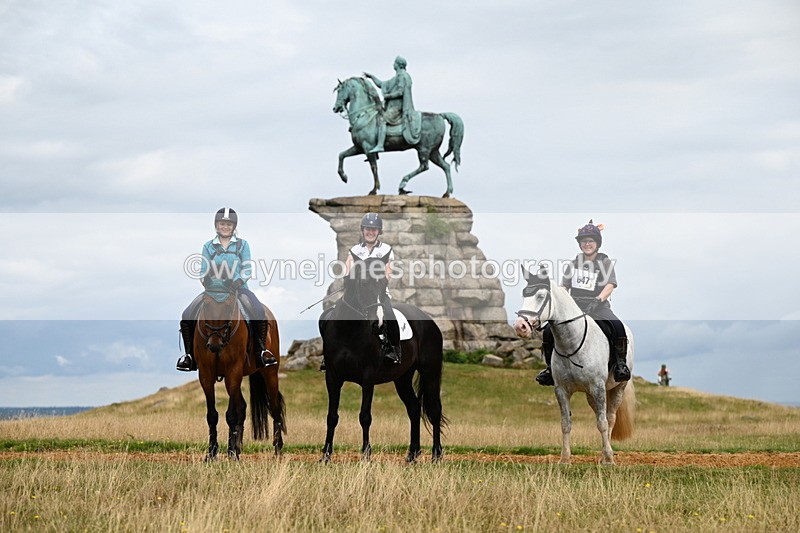 DSC_5982 - Time at Statue 12:17 to 12:44