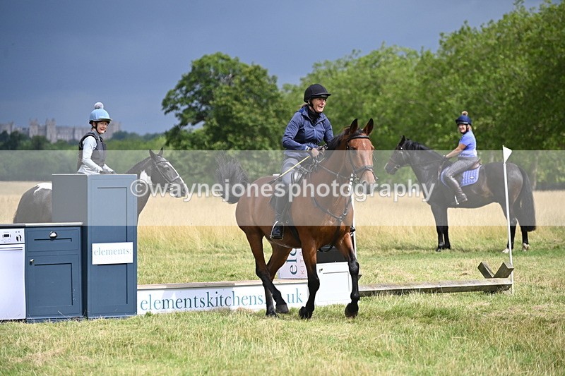 WJ6_2631 - Time at Jump 11:06 to 11:40