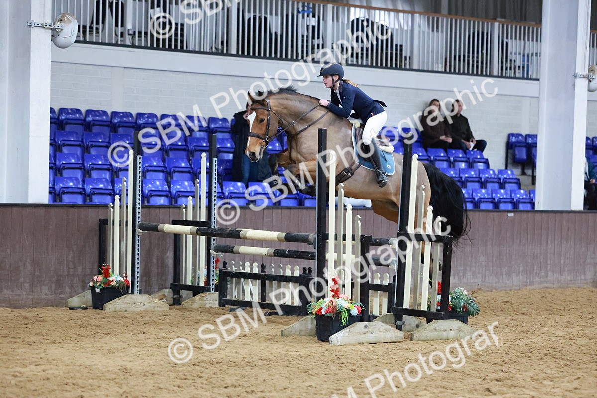 SBM_007714 - Class 24 - Nupafeed Supplements Senior Discovery/ 1m Open