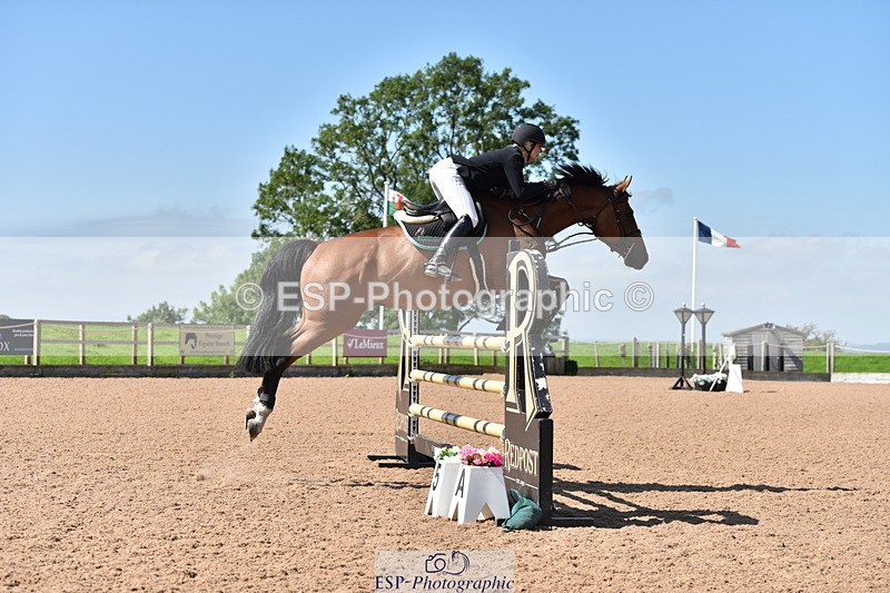 230810A-112720-00873 - Cls 9 Foxhunter