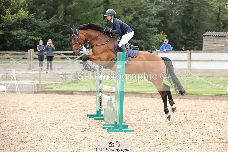 240817-155010-02802 - 06A Snr Fox 1.20m open