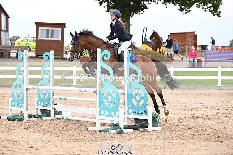 250727-084900-08612 - Cls 31 British Novice and 90cm