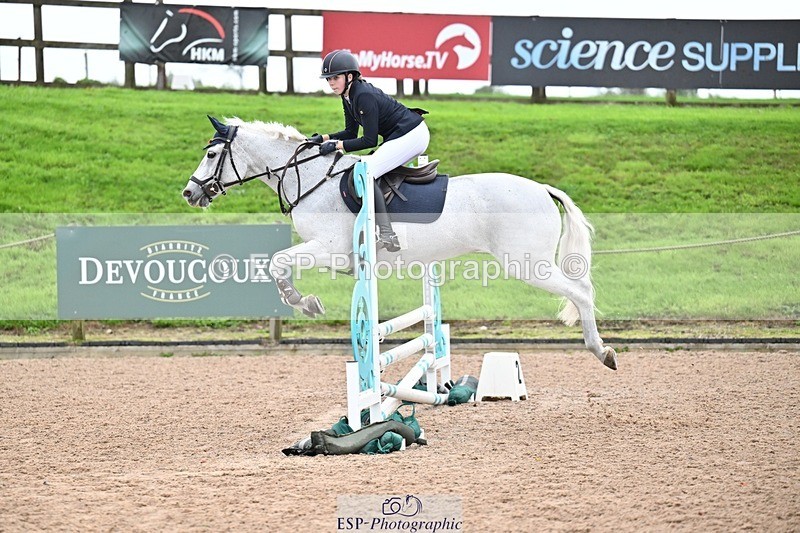 250920-155340-01815 - Cls 21 Pony Intro 80cm Derby