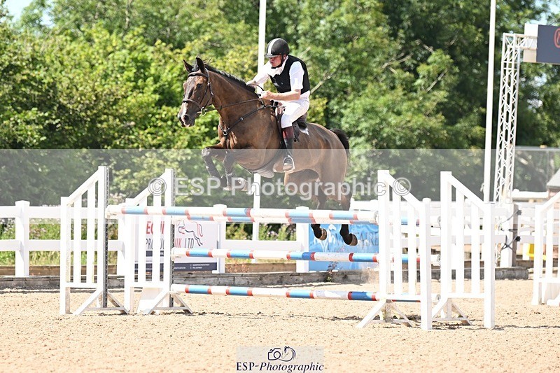 250709-152746-01148 - Cls 6 Snr Fox & 1.20m