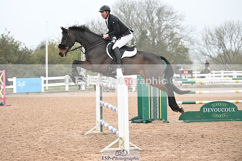 241102A-122550-04551 - SAT Cls 15 Foxhunter and 1.20m Open