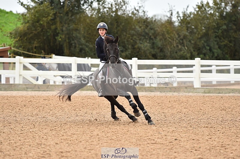 231028A-121356-01064 - Cls 3 Discovery & 90cm Open