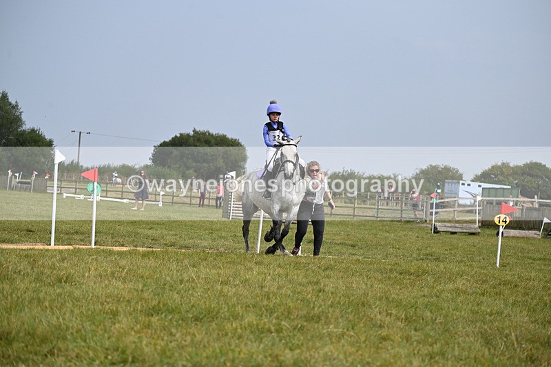 WJ6_1835 - 60cm XC Time 13:22 to 13:53