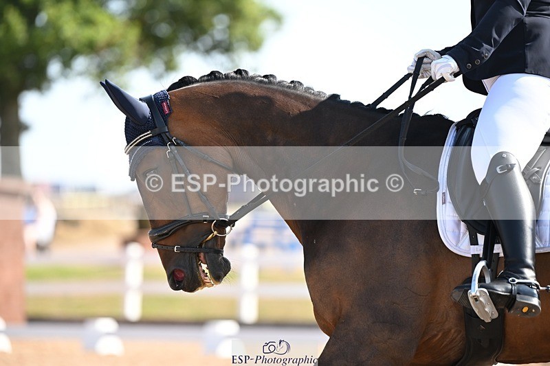 250816-102501-03367 - 064-Kellie.HutchingsTawstock.Finale