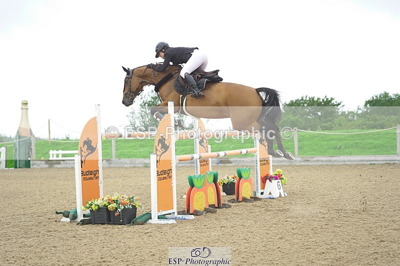 230730A-133652-10147 - Cls 27 Chard Grand Prix