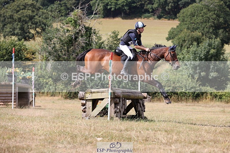 250802A-162331-07531 - E-212-Neil.Roberts-SUMMER.SOLSTICE