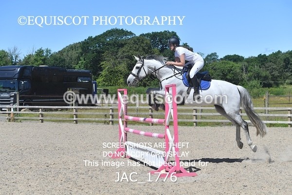 JAC_1776 - CLASS 5  Senior Newcomers/ 1.10m Open