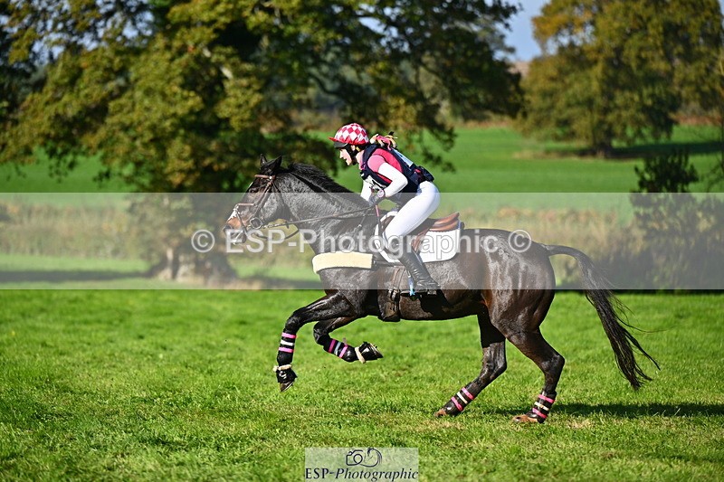 251025A-122952-19116 - F-421-Isabella.Hooton