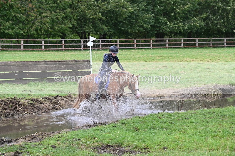 WJ6_5912 - Time at Photographer 12:31 to 12:40