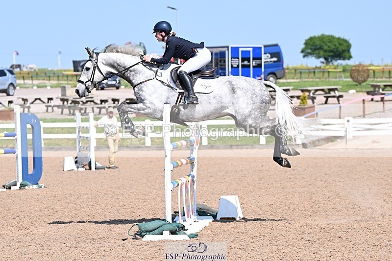 250514-150514-00635 - Foxhunter and 1.20m Open