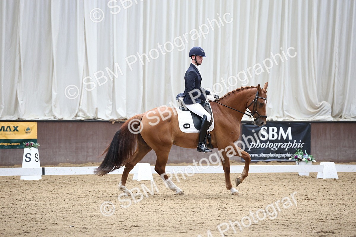 SBM_002833 - Class 5 - Novice 6 Gold - 10.24-11.30
