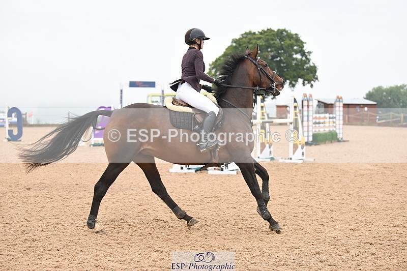 230916A-110400-03989 - Cls 14 Snr Foxhunter