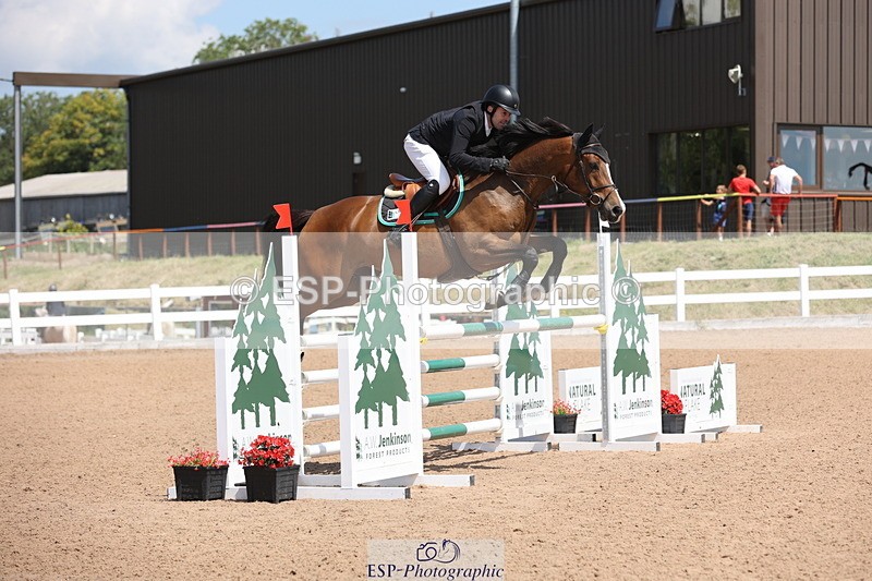 240718A-124051-05168 - Cls 9, 1 Star Bronze Tour 1.10m