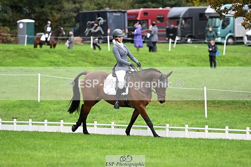 251023A-115012-03704 - G-516-Zara.Bucknell