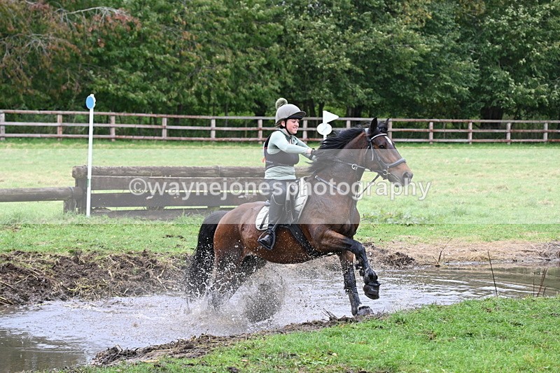 WJ6_5934 - Time at Photographer 12:31 to 12:40