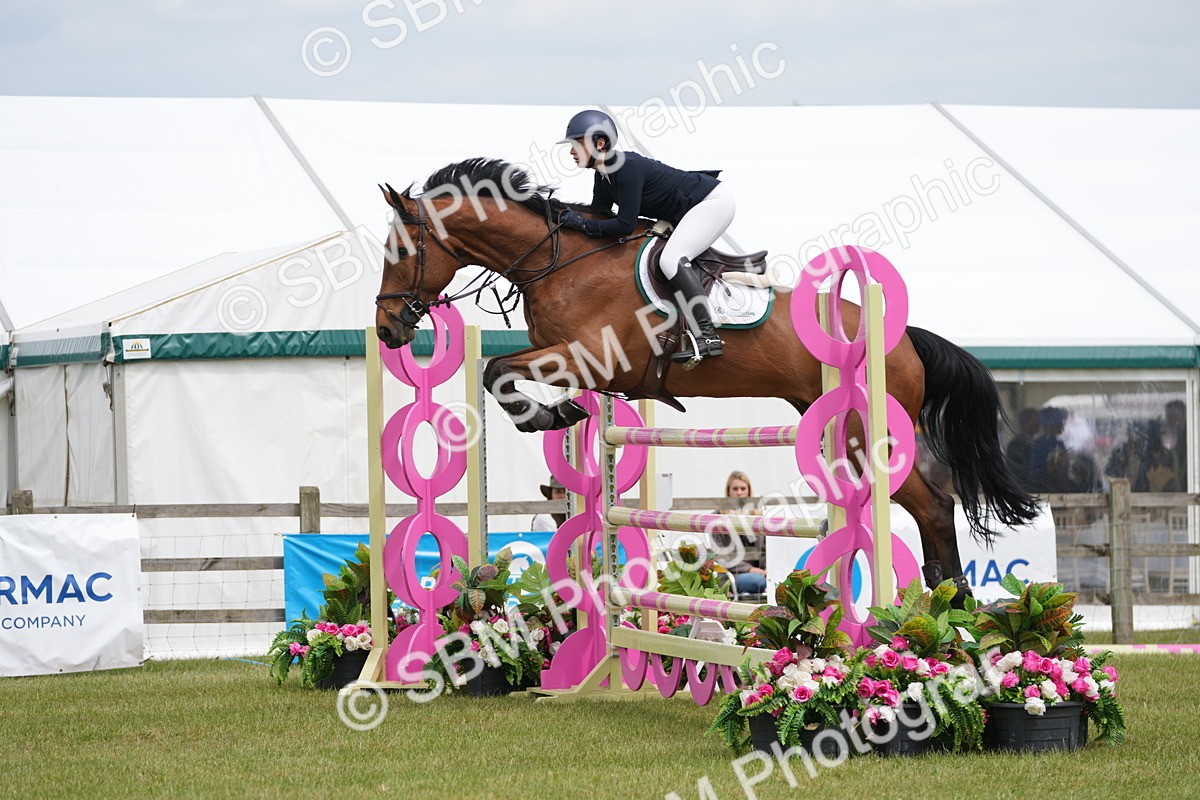 SBM_06561 - Class 202 - National 1.40m Open