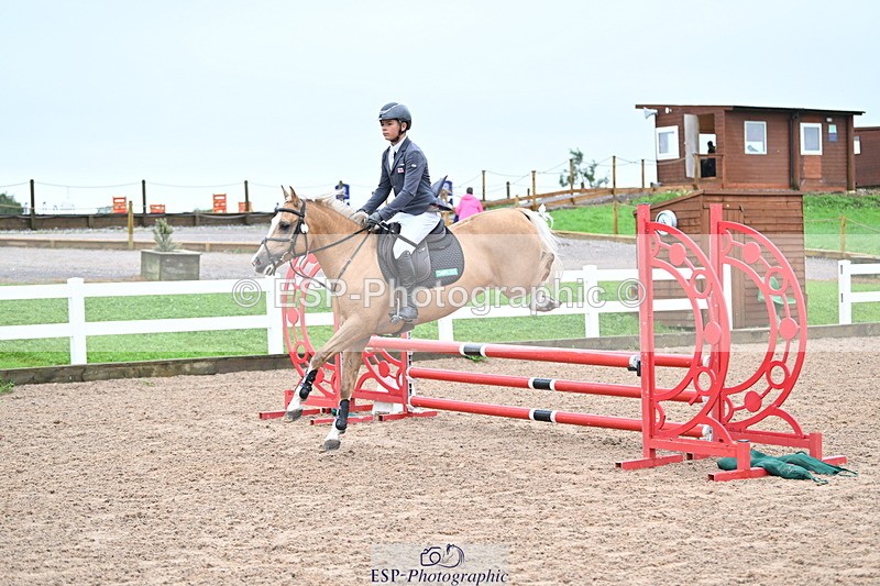 240908A-105103-03150 - Cls 18 A&B Pony Brit Nov & 80 Opern