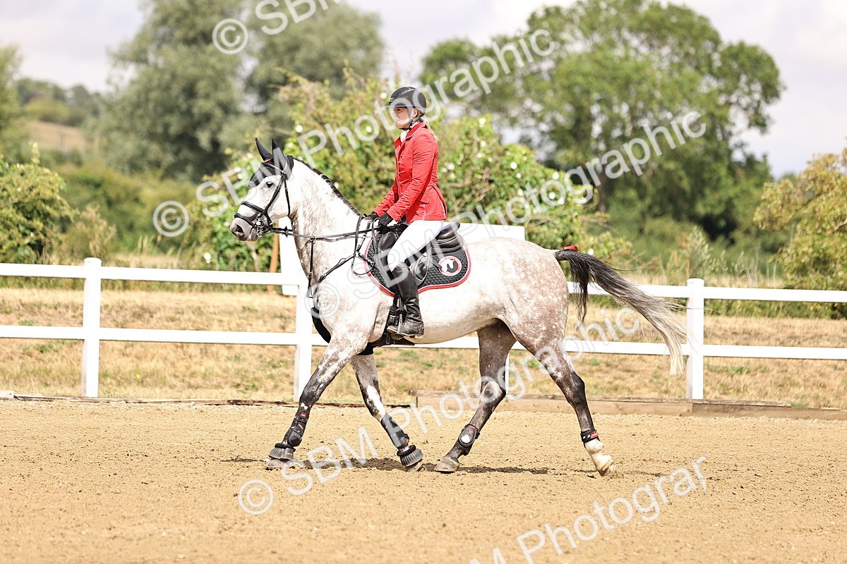 SBM_026703 - Class 13 - Senior Newcomers - 1.10m