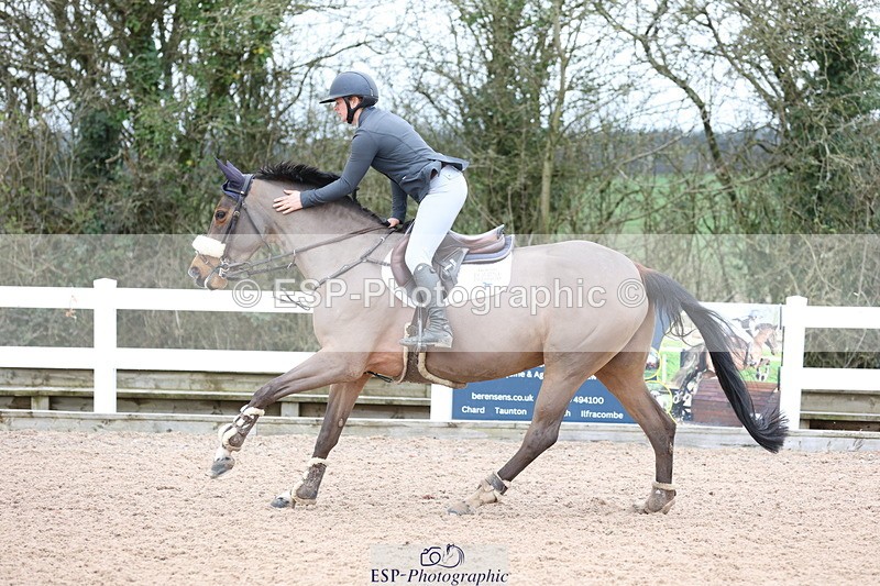 240223A-141042-01847 - Cls 5 Newcomers and 1.10m Open