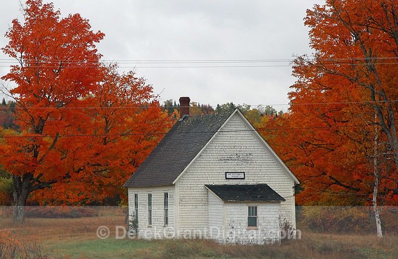 Dow Settlement One-Room Schoolhouse Circa:1889 NB Canada - Old Barns & Buildings