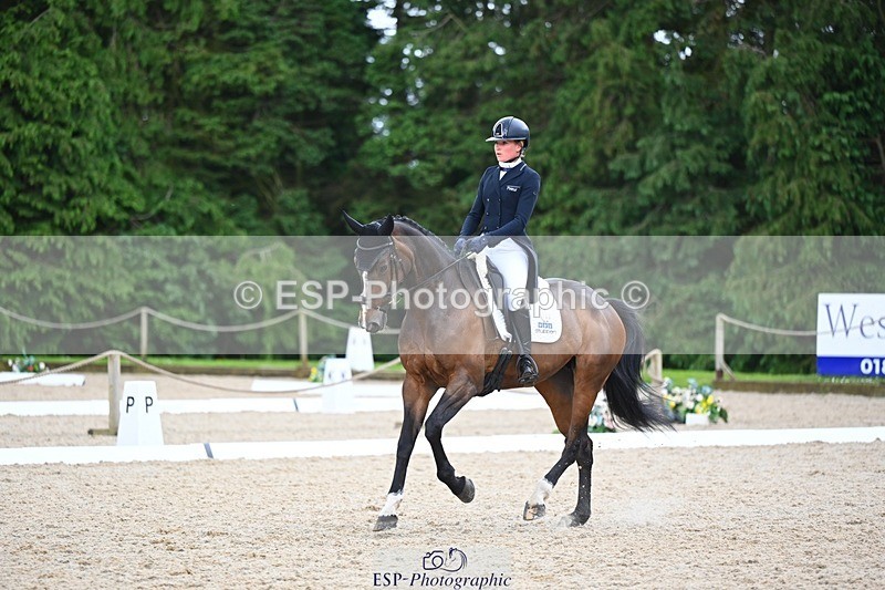 240524-142114-10217 - 530-GLOBAL_FAERLIE_FLASHY-Sanne_de_Jong