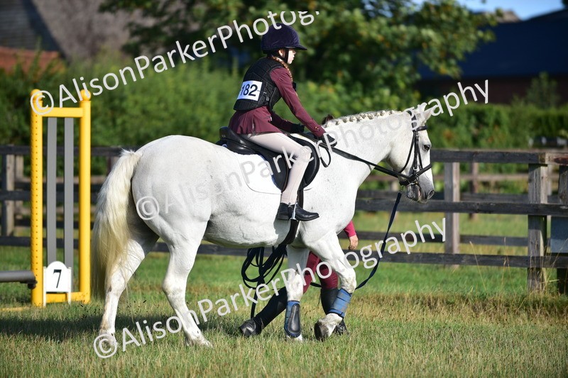 20260906-0460 - Class 6 - Minimus Jumping