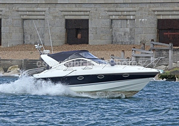 090829 DAY TRIPPER IMG_3499 - Motorboats - Open