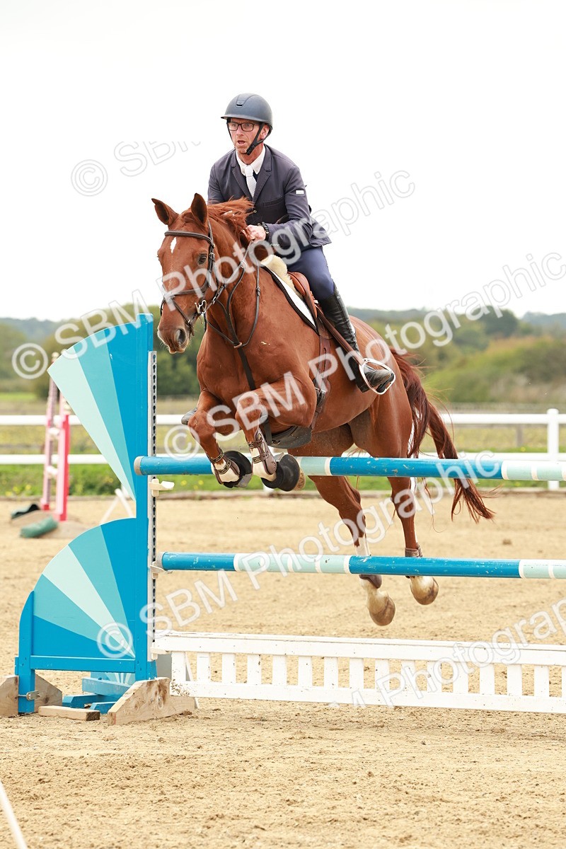 1I0A8089 - Class 5 - Senior Foxhunter 1.20m